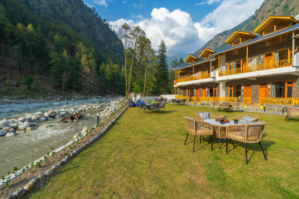 manali kasol gateway